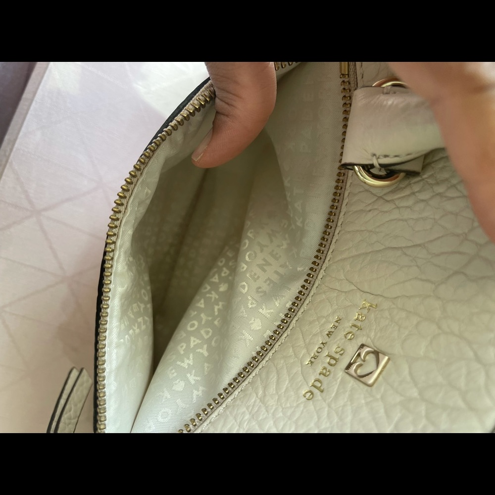 Kate Spade Handbag - Picture 4 of 9